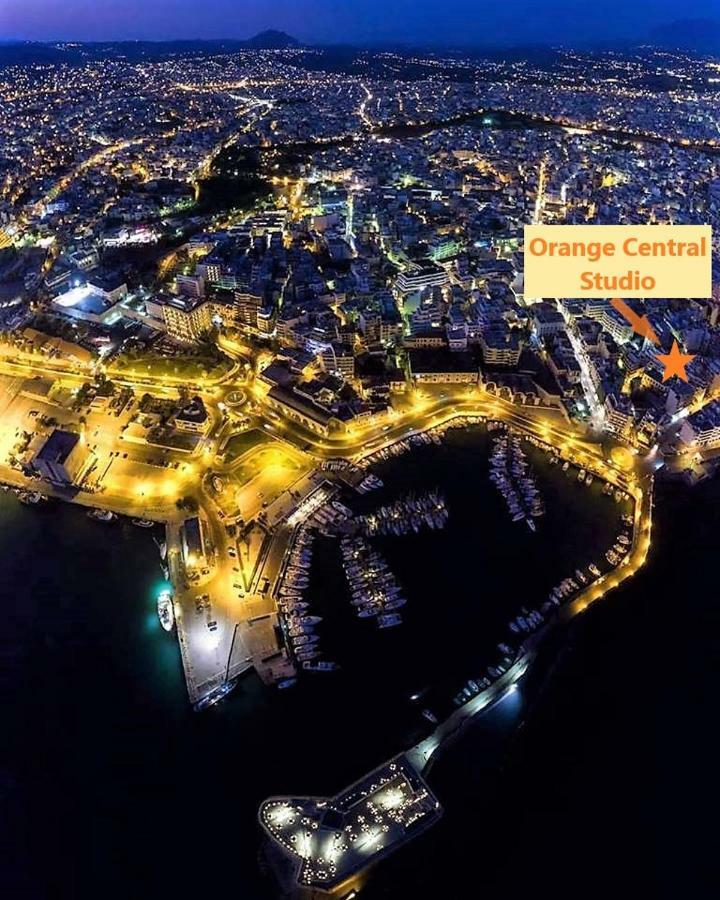 Orange Central Studio Heraklion 外观 照片
